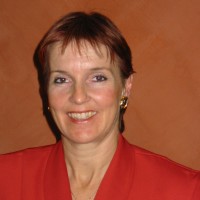 Dr Sarah Blunden
