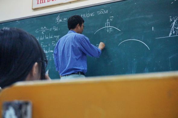 teacher teaching