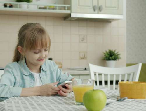 Raising Kids Online podcast with Dr Brad Marshall: What screens are replacing: A conversation about young children’s development – Part 1